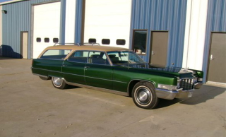Illustration for article titled Buy this custom Cadillac wagon in British racing green
